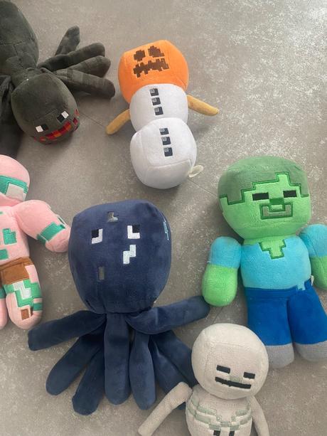 Plyšové postavičky mimecraft, 