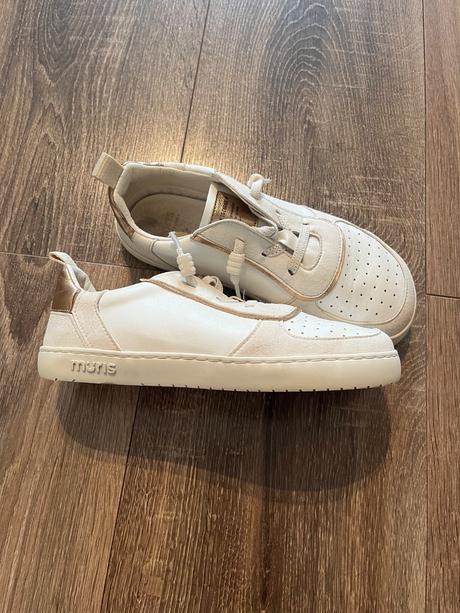 Barefoot celoročné tenisky, 32