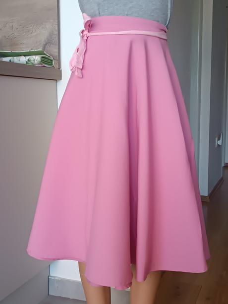 Sukňa na tanečnú, s