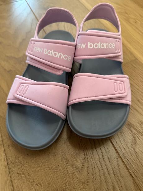 Sandále, new balance,34