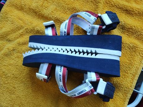 Sandále, tommy hilfiger,38