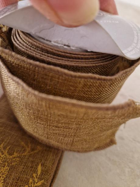 Vianočné stuhy jeleň 6m,