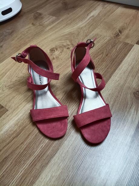 Sandálky na opätku, tamaris,40