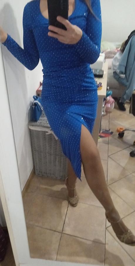 Modré spoločenské šaty, s