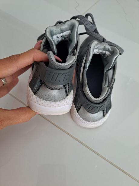 Tenisky nike huarche, nike,28