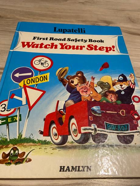 Stará retro obrázková kniha watch your step 1976,