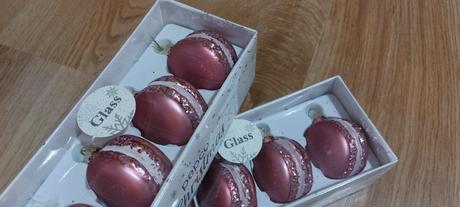 Vianočné sklenené ozdoby makrónky, 