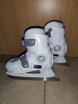 Dievčenské korčule na ľad, 26