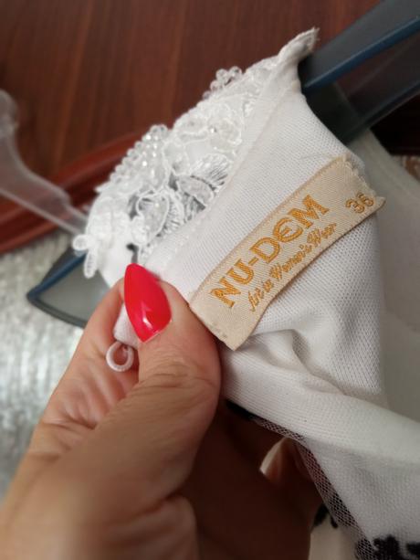 Spoločenské biele šaty, 36