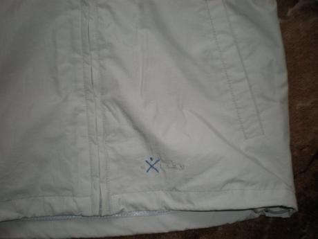 Svetlomodrá bunda, s