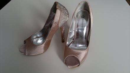 Staroružové high heels s kamienkami na podätku, 36