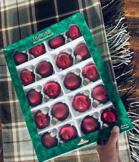 Vianočná kazeta sklenené gule 20ks,