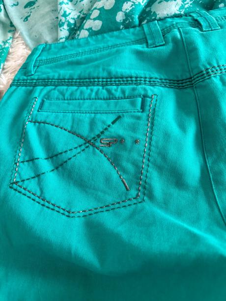 Dámsky, dievčenský komplet zn. sportalm, s