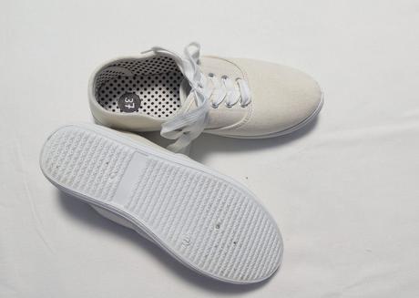 Béžové tenisky, 37