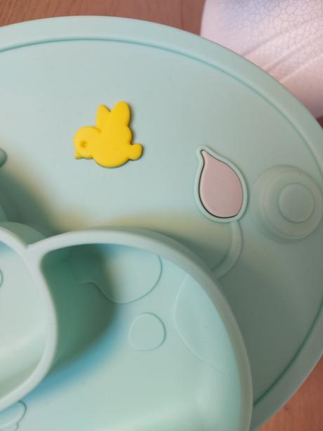 Delený silikónový tanier hroch - 2 farby- top stav, 