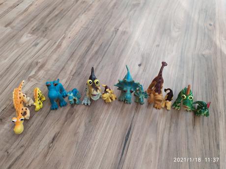Dinosaury 12 ks,rôzne veľkosti,