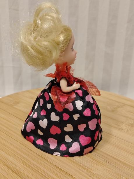 Zberateľ retro bábika cupcake surprise emco 1088, 