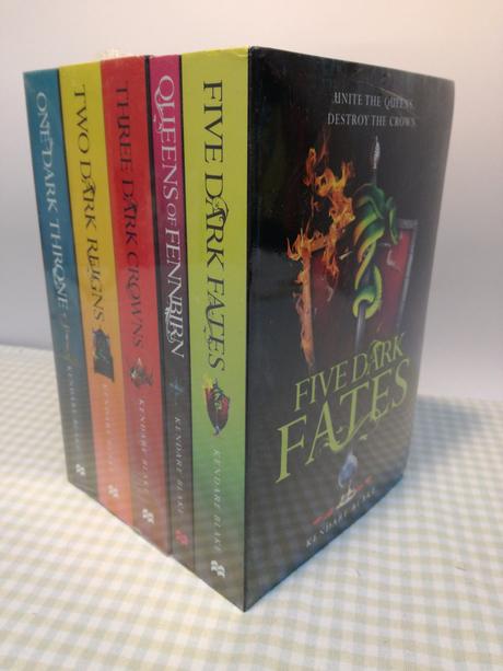 Kendare blake three dark crowns series nau24,