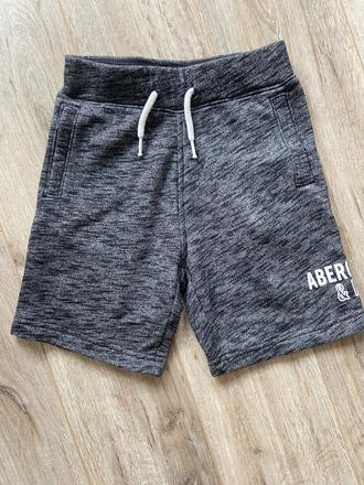 Kratasy/sortky a&f 122/128, abercrombie&fitch,122