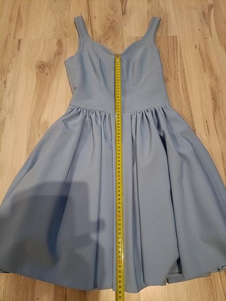 Spoločenské šaty, 34