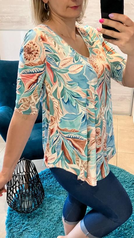 Dámska blúzka s letným vzorom, l / m / s