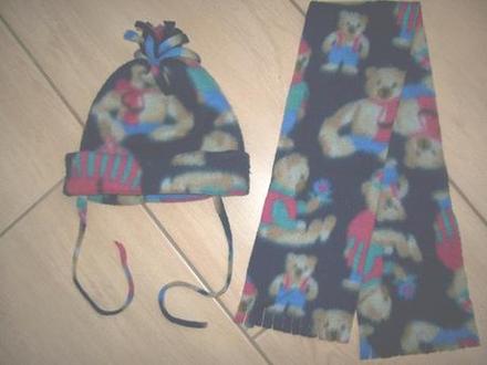 Flisová čiapka a šál, 92