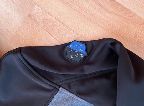 Prechodná bunda, 140