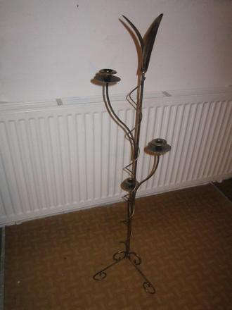 1142.svietnik "kvet",