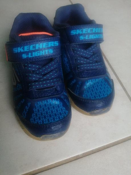 Botasky, skechers,25
