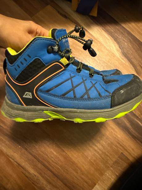 Turisticke topanky, alpine pro,33