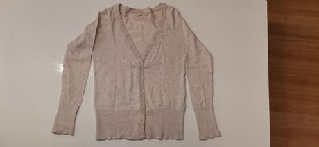 Béžový svetrík, m