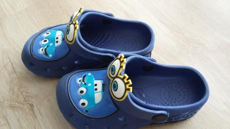 Pekné nosené kroksy, 28