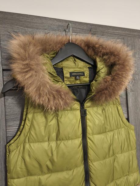 Krasna vesta s pravou kozusinou, s