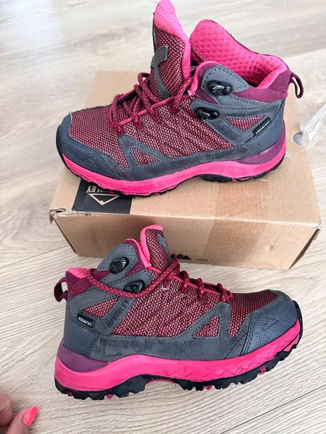 Turisticke topánky, mckinley,31