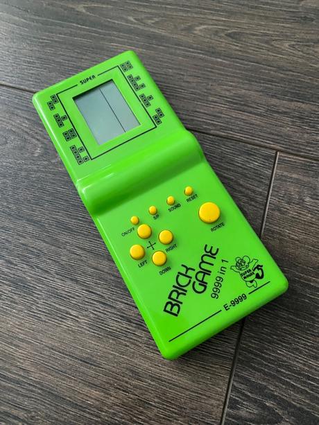 Postrehová elektronická hra, 