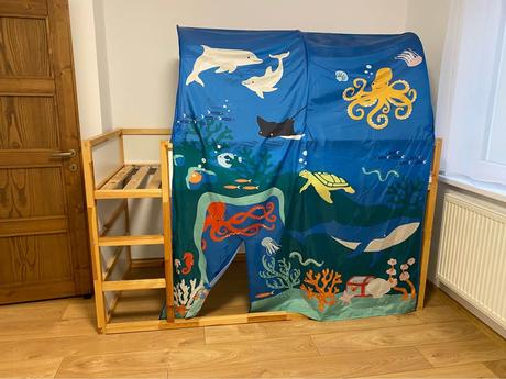 Ikea kura + baldachyn (poschodova vyvysena postel), šírka (cm): 90,dĺžka (cm): 200