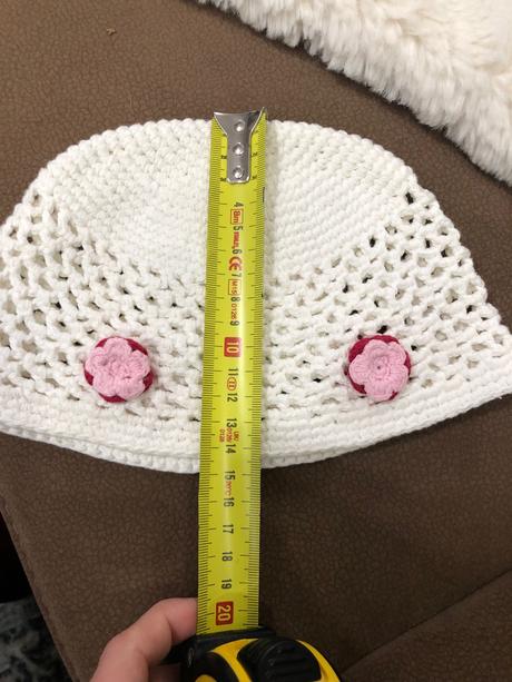 Ciapka s kvietkami, 110