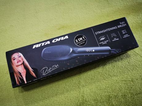 Žehliaca kefa na vlasy rita ora, 