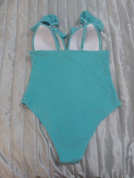 Dámske jednodielne plavky, l