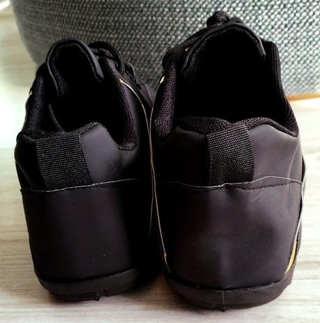 Čierno zlaté botasky, v. 40/41, 42