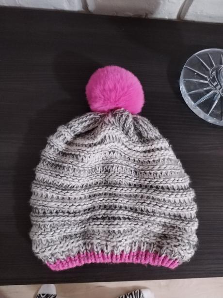 Krásna čiapka zimná vyteplena flisom, 