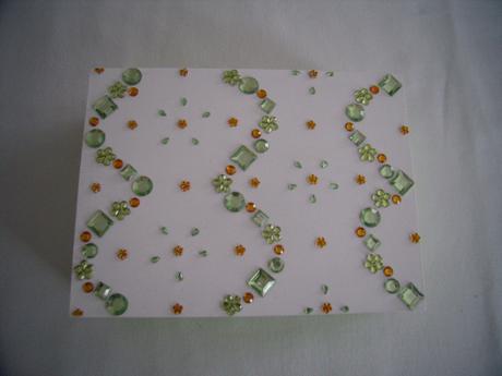 Krabička s kamienkami na poklady,