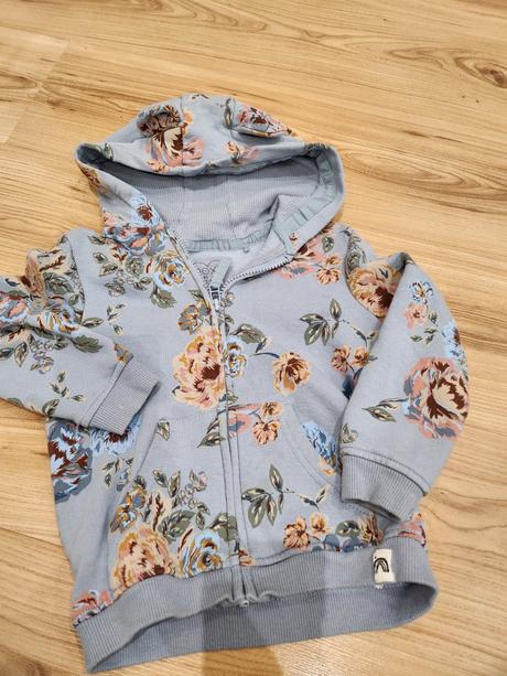 Next mikinka, next,110