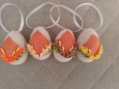 Pestré veľkonočné vajíčka,