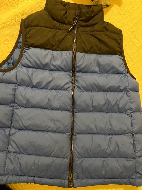 Vesta uniqlo 11-12rokov, 158