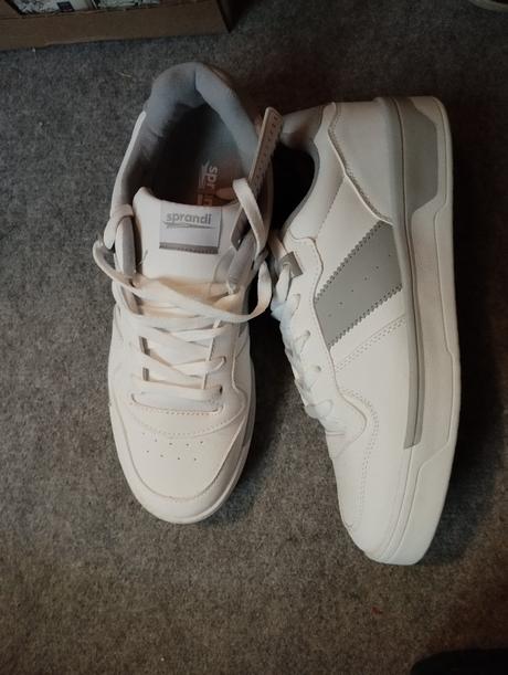 Nové botasky sprandi, sprandi,42