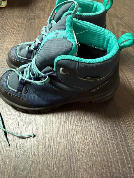 Turisticke topanky, 36