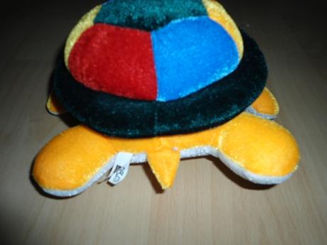 Farebna plysova korytnacka, 