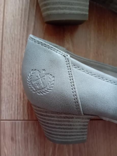 Dámske topánky, 37