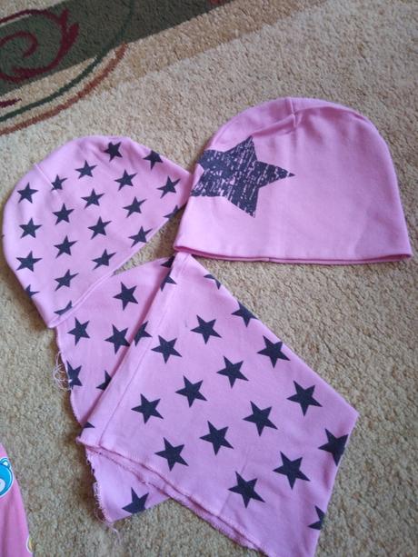 Set čiapka a nákrčník, 98